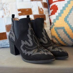 Buckle western ankle booties